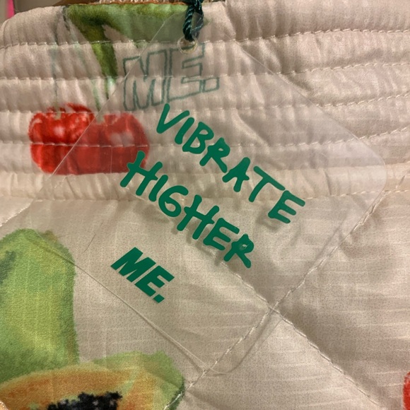 Melody Ehsani fruit print quilted pullover v-neckline and side pockets NWT - Picture 7 of 13